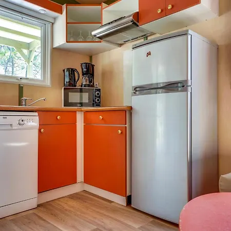 Lovely In With Kitchen *